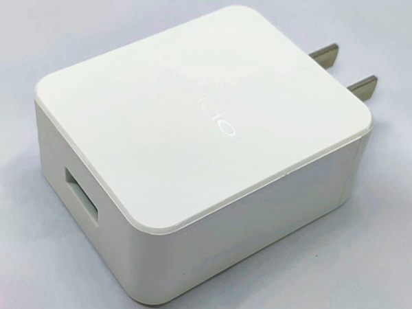 手机充电器外壳